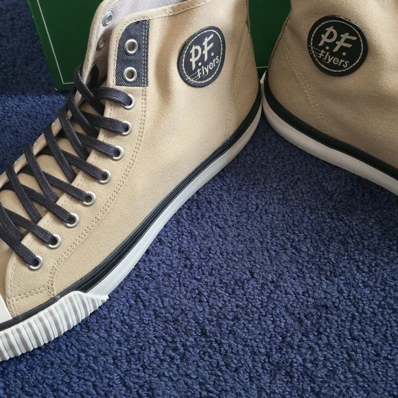 PF Flyers center size 13 - Picture 3 of 7